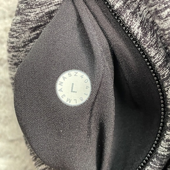 Lululemon LS Shirt Men's Size Large Surge Warm Running Workout Stretch LM3ANAS - Picture 4 of 6